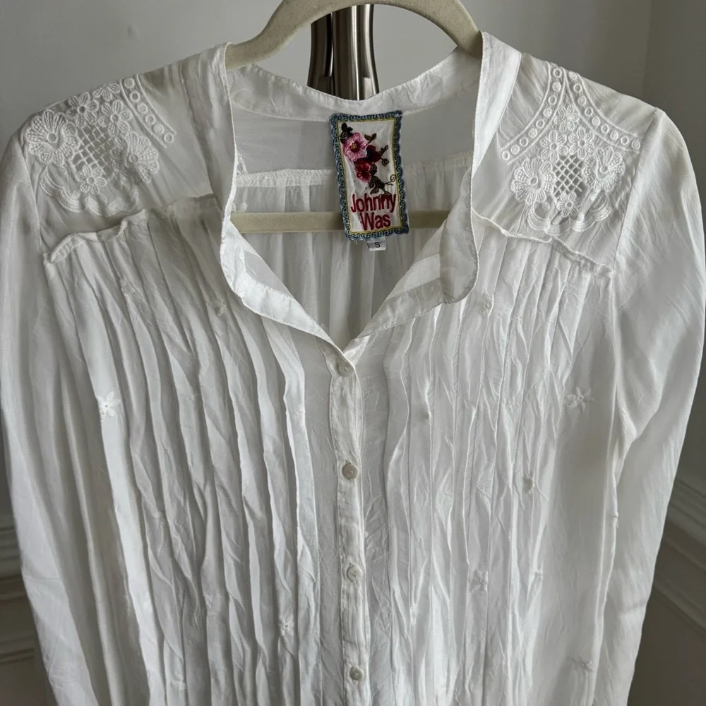 Johnny Was White The Pintuck Vine Embroidered Boho Blouse Tunic Small